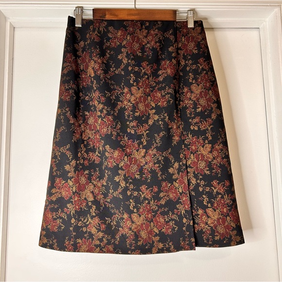 Wildlife New York Floral Brocade Skirt - Size 8 - Picture 2 of 8